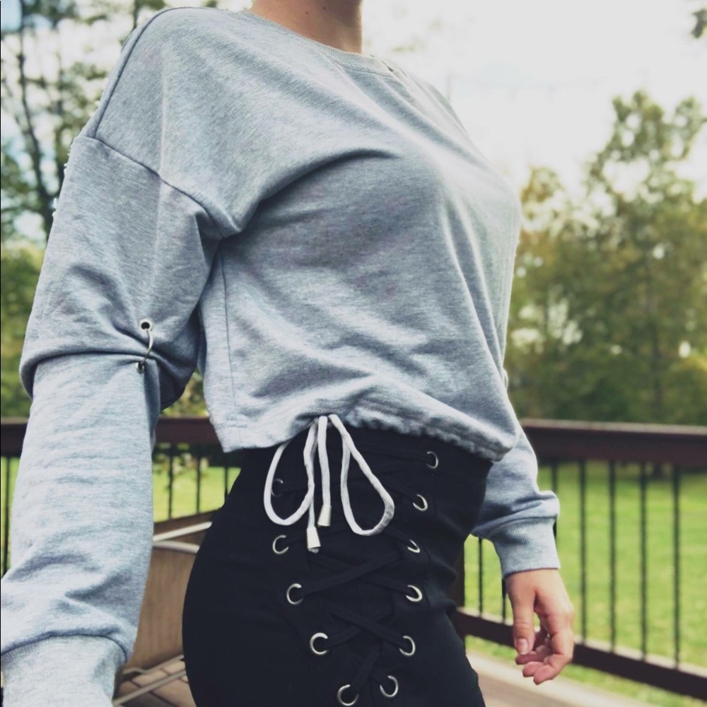 Gray top